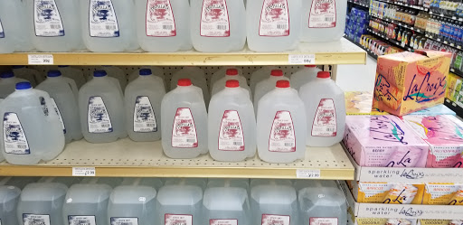 Grocery Store «Rego Brothers», reviews and photos, 19600 W 130th St, Strongsville, OH 44136, USA