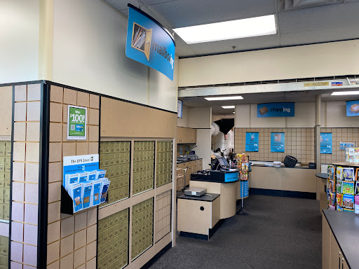 Shipping and Mailing Service «The UPS Store», reviews and photos, 7723 Tylers Pl Blvd, West Chester Township, OH 45069, USA