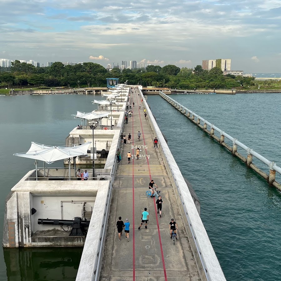 One-day itineraries in Singapore