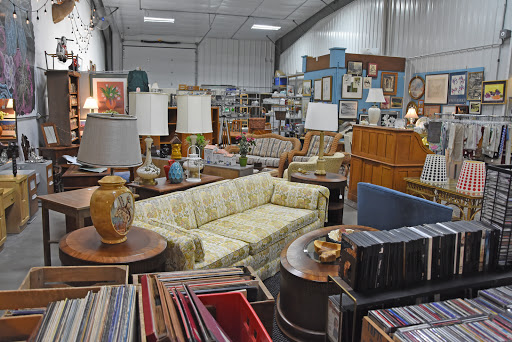 Non-Profit Organization «Drop Inn Resale Store Iowa City», reviews and photos, 1650 Sycamore St, Iowa City, IA 52240, USA