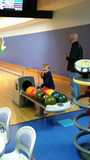 Bowling Alley «Classic Lanes», reviews and photos, 7501 S Howell Ave, Oak Creek, WI 53154, USA