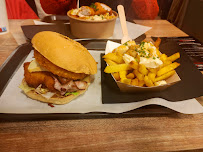 Plats et boissons du Restaurant canadien Wally’s - Poutines & Burgers à Lorient - n°1