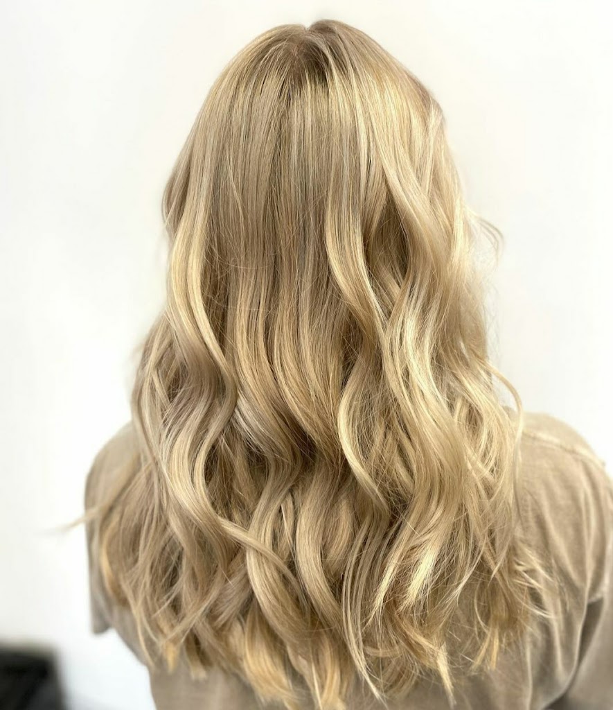 Amethyst studio salon 55082