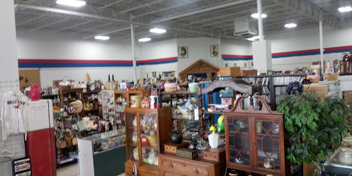 Shopping Mall «Shops at CenterPoint», reviews and photos, 3665 28th St SE, Grand Rapids, MI 49512, USA