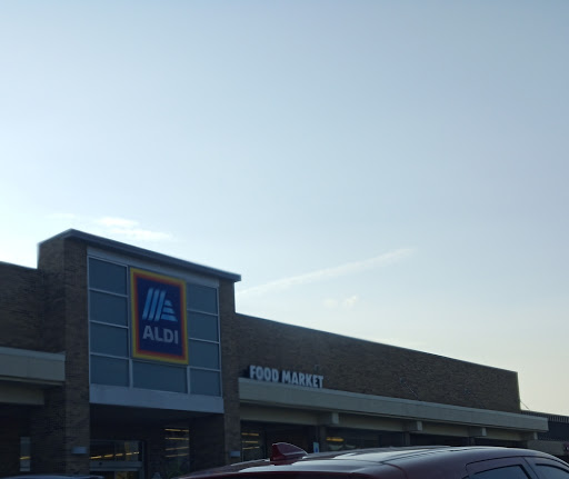Supermarket «ALDI», reviews and photos, 333 S Cedar Ridge Dr, Duncanville, TX 75116, USA