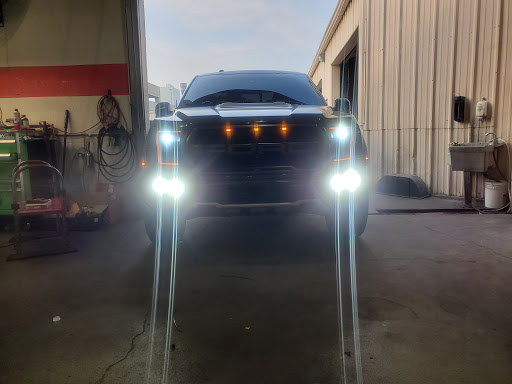 Tire Shop «River Oaks Firestone», reviews and photos, 3701 Westheimer Rd, Houston, TX 77027, USA