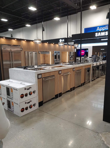 Electronics Store «Best Buy», reviews and photos, 1550 Lake Woodlands Dr, The Woodlands, TX 77380, USA