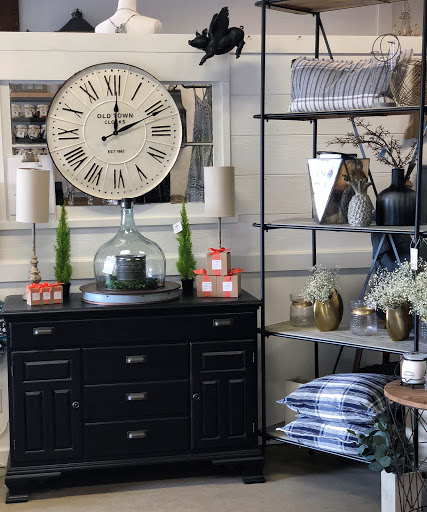 Home Goods Store «Rusted Window», reviews and photos, 99 E Carmel Dr Suite 140, Carmel, IN 46032, USA