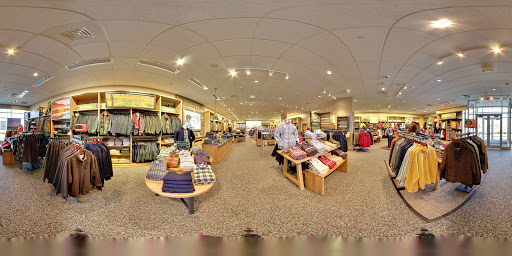 Clothing Store «Orvis», reviews and photos, 934 Old Country Rd, Garden City, NY 11530, USA