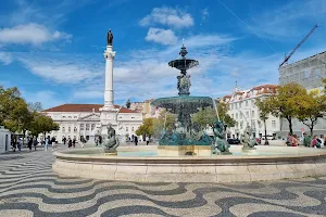 Fonte Sul do Rossio image