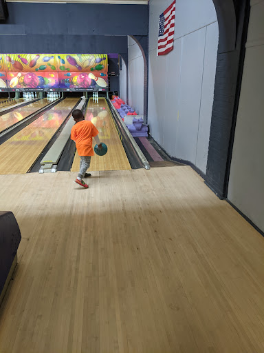 Bowling Alley «Larkfield Lanes», reviews and photos, 332 Larkfield Rd, East Northport, NY 11731, USA