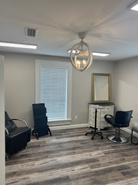 Image of Allen Hair Salon - Photo 2 - Car repair in Allen, TX, Allen