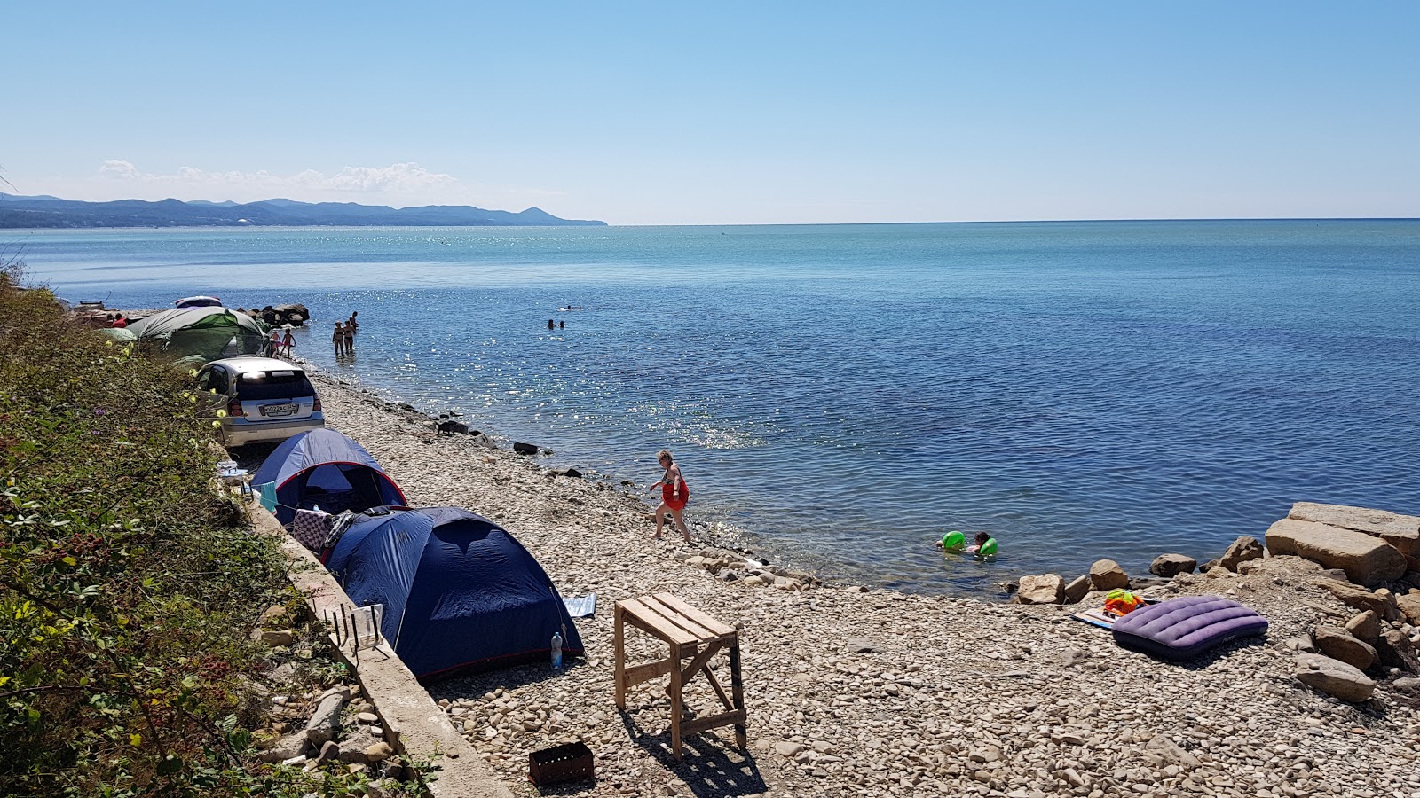 Zdjęcie Bereg Mechty beach z powierzchnią teren skalisty