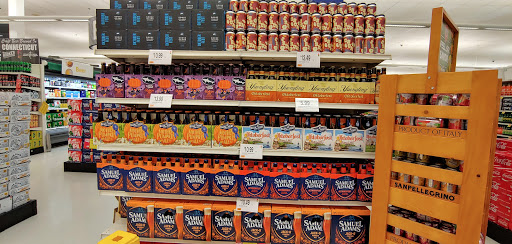 Grocery Store «Stop & Shop», reviews and photos, 275 Highland Ave, Cheshire, CT 06410, USA