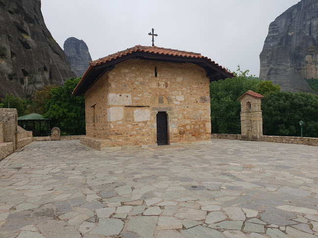 Ιερό Ναός Ζωοδόχου Πηγής,Καστράκι - Εκκλησία