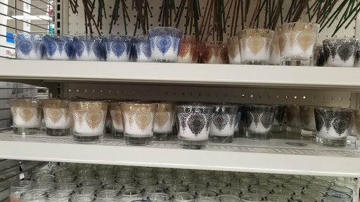 Dollar Store «Dollar Tree», reviews and photos, 21815 Marine View Dr S, Des Moines, WA 98198, USA