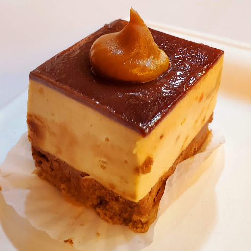 Shopping Mall «The Westover Gallery of Shops», reviews and photos, 1420 Westover Terrace, Greensboro, NC 27408, USA