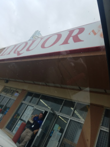 Liquor Store «Liquor Zone», reviews and photos, 3004 E Pioneer Pkwy #200, Arlington, TX 76010, USA