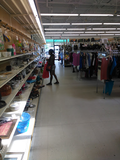 Thrift Store «Valley Thrift Store», reviews and photos, 1717 Woodman Dr, Kettering, OH 45420, USA