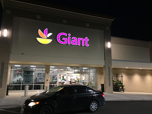 Supermarket «Giant», reviews and photos, 10653 Braddock Rd, Fairfax, VA 22032, USA