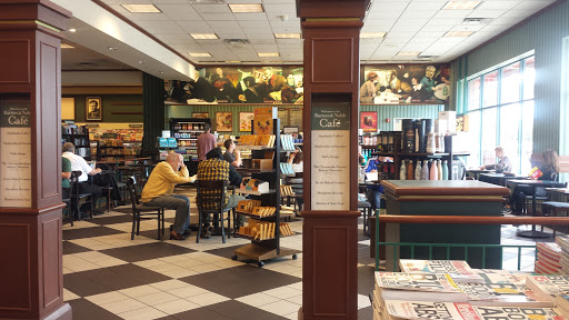 Book Store «Barnes & Noble», reviews and photos, 1212 Greenbrier Pkwy, Chesapeake, VA 23320, USA