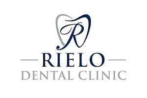 Rielo Dental Clinic - Miguel Rielo Dentist Hialeah ( Dental Implants, Invisalign, Root Canal & Teeth Whitening ) image