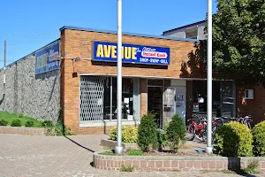 Avenue Shop Swap & Sell image