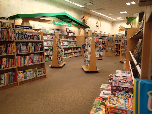 Book Store «Barnes & Noble», reviews and photos, 6050 El Cerrito Plaza, El Cerrito, CA 94530, USA