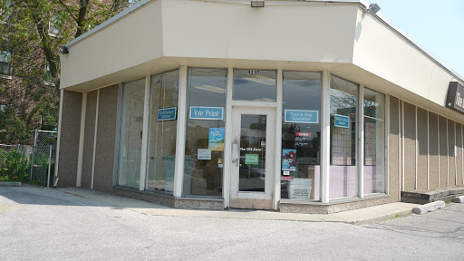 Shipping and Mailing Service «The UPS Store», reviews and photos, 4230 N Oakland Ave, Milwaukee, WI 53211, USA