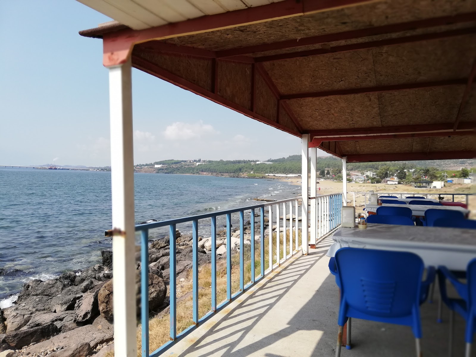 Foto av Botas beach II med en rymlig kustlinje