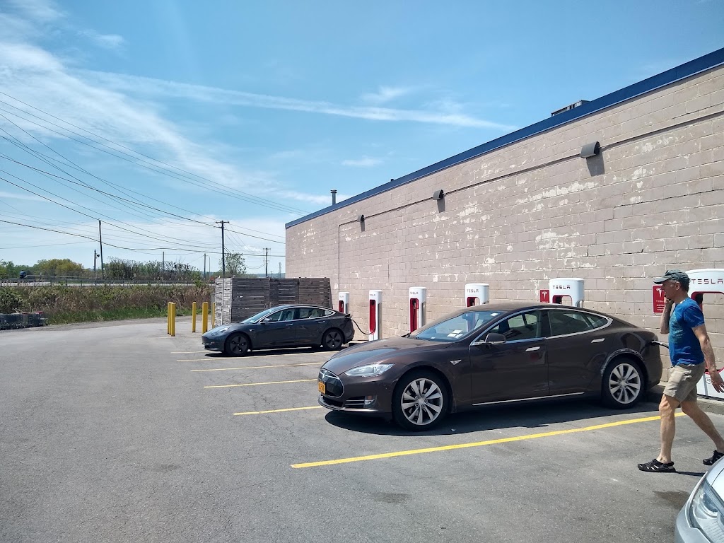 North Utica Shopping Center Utica, NY 13502 Location, Reviews