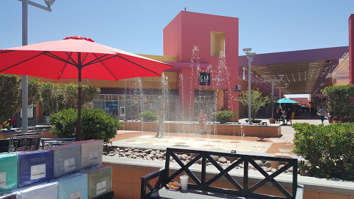 Outlet Mall «The Outlet Shoppes at El Paso», reviews and photos, 7051 S Desert Blvd, Canutillo, TX 79835, USA