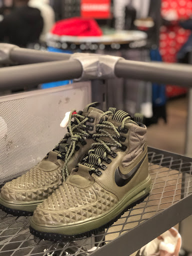 Sporting Goods Store «Nike Factory Store», reviews and photos, 20 Killingworth Tpke #155, Clinton, CT 06413, USA