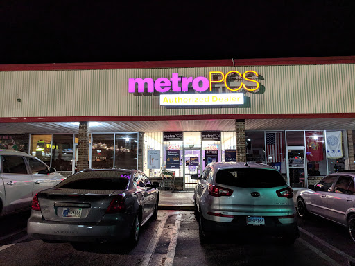 Cell Phone Store «MetroPCS Authorized Dealer», reviews and photos, 1337 S 14th St, Leesburg, FL 34748, USA