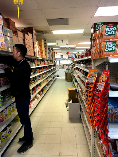 Asian Grocery Store «Kim Nhung Superfood», reviews and photos, 30925 Dequindre Rd, Madison Heights, MI 48071, USA