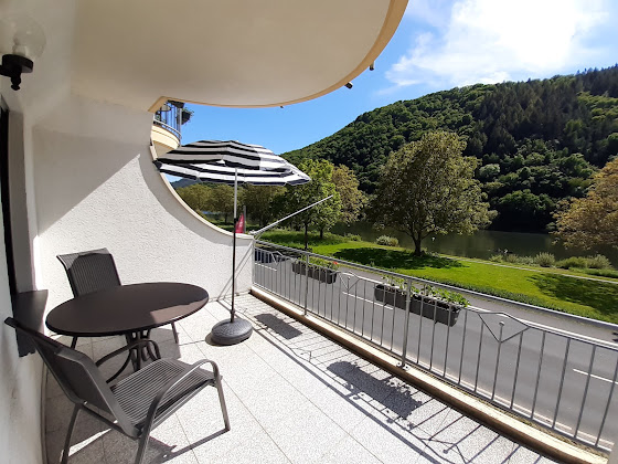 Photos du propriétaire Bed and Breakfast Haus Moselliebe 56814 Ediger-Eller