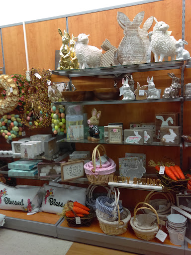 Department Store «T.J. Maxx», reviews and photos, 105 E Street Rd, Feasterville-Trevose, PA 19053, USA