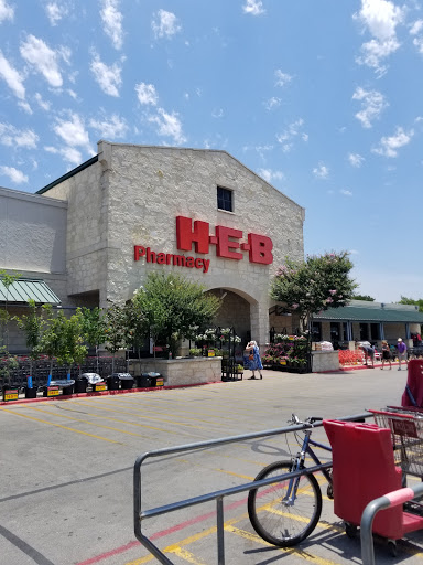 Grocery Store «H-E-B Grocery», reviews and photos, 300 Main St, Kerrville, TX 78028, USA