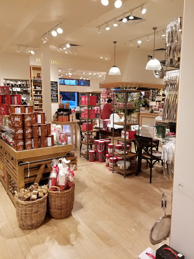 Kitchen Supply Store «Williams-Sonoma», reviews and photos, 9722 Great Hills Trail #150, Austin, TX 78759, USA