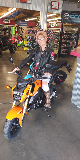 Kawasaki Motorcycle Dealer «West Side Honda, Kawasaki, & CFmoto», reviews and photos, 1731 W Franklin St, Evansville, IN 47712, USA