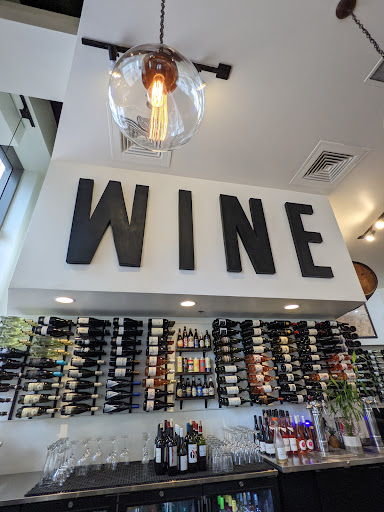 Wine Bar «Downtown Wine Merchants», reviews and photos, 102 Frank H Ogawa Plaza, Oakland, CA 94612, USA