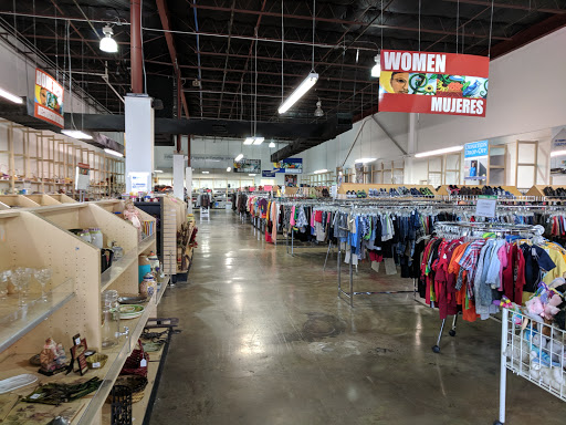 Thrift Store «Saint Vincent de Paul Thrift Store of Plano», reviews and photos, 3305 N Central Expy #280, Plano, TX 75023, USA