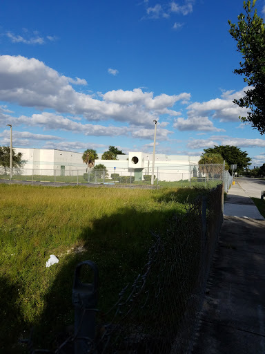 Royal Green Elementary School