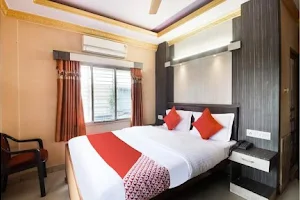 OYO 64652 Prasad Hotel And Lodge image