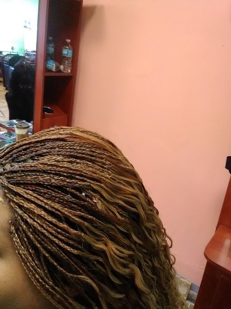 Dominique & Bella African hair braiding 43222