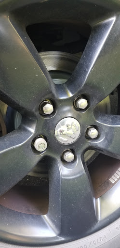 Auto Repair Shop «Meineke Car Care Center», reviews and photos, 15127 Frederick Rd, Rockville, MD 20850, USA