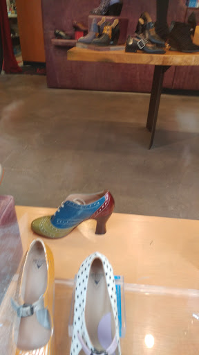 Shoe Store «John Fluevog Shoes», reviews and photos, 205 Pine St, Seattle, WA 98101, USA
