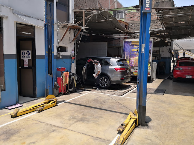 Opiniones de Bosch Car Service - Factoría Automotriz Habich S.A.C en San Martín de Porres - Taller de reparación de automóviles