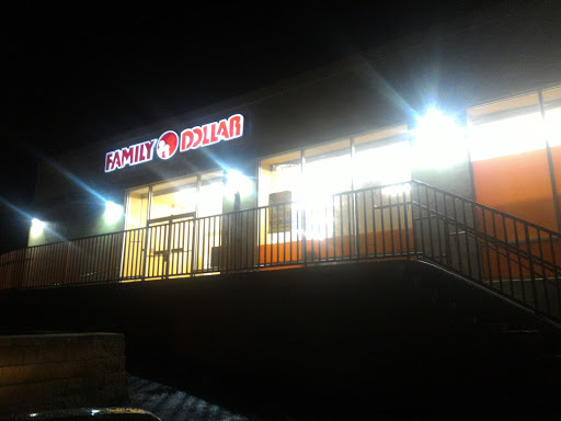 FAMILY DOLLAR, 131 W Lincoln Ave, Mt Vernon, NY 10550, USA, 
