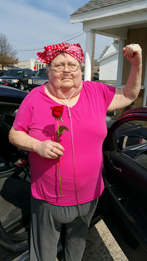 Florist «West End Flower Shop», reviews and photos, 1420 L St, Bedford, IN 47421, USA